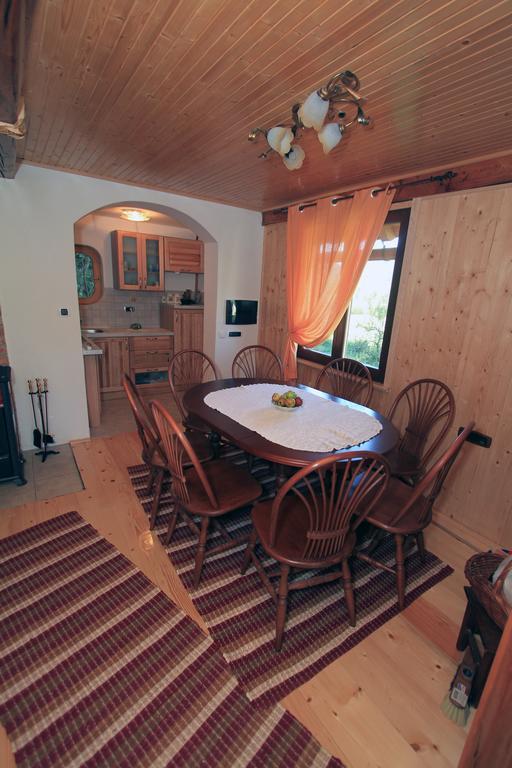 Holiday Home Vesna Brod na Kupi Bilik gambar