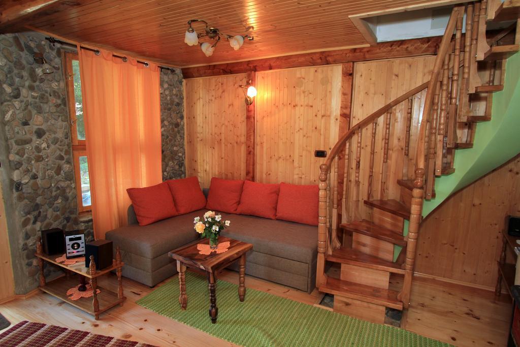 Holiday Home Vesna Brod na Kupi Bilik gambar
